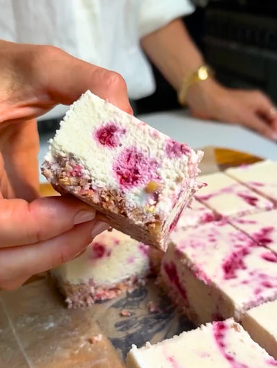 Creamy Cashew Raspberry Cheesecake