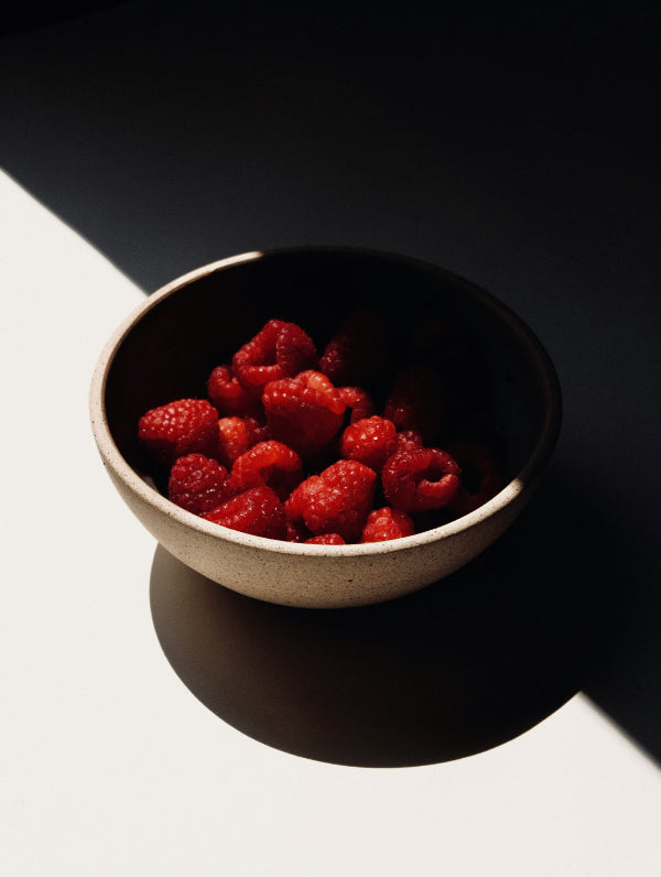 Fruit in light and shadow