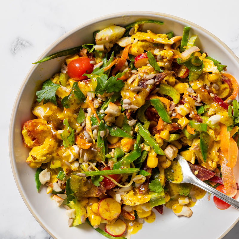 Chickpea ‘Mayo’ Salad Bowl with Sweet Corn + Shredded Beetroot (VE)